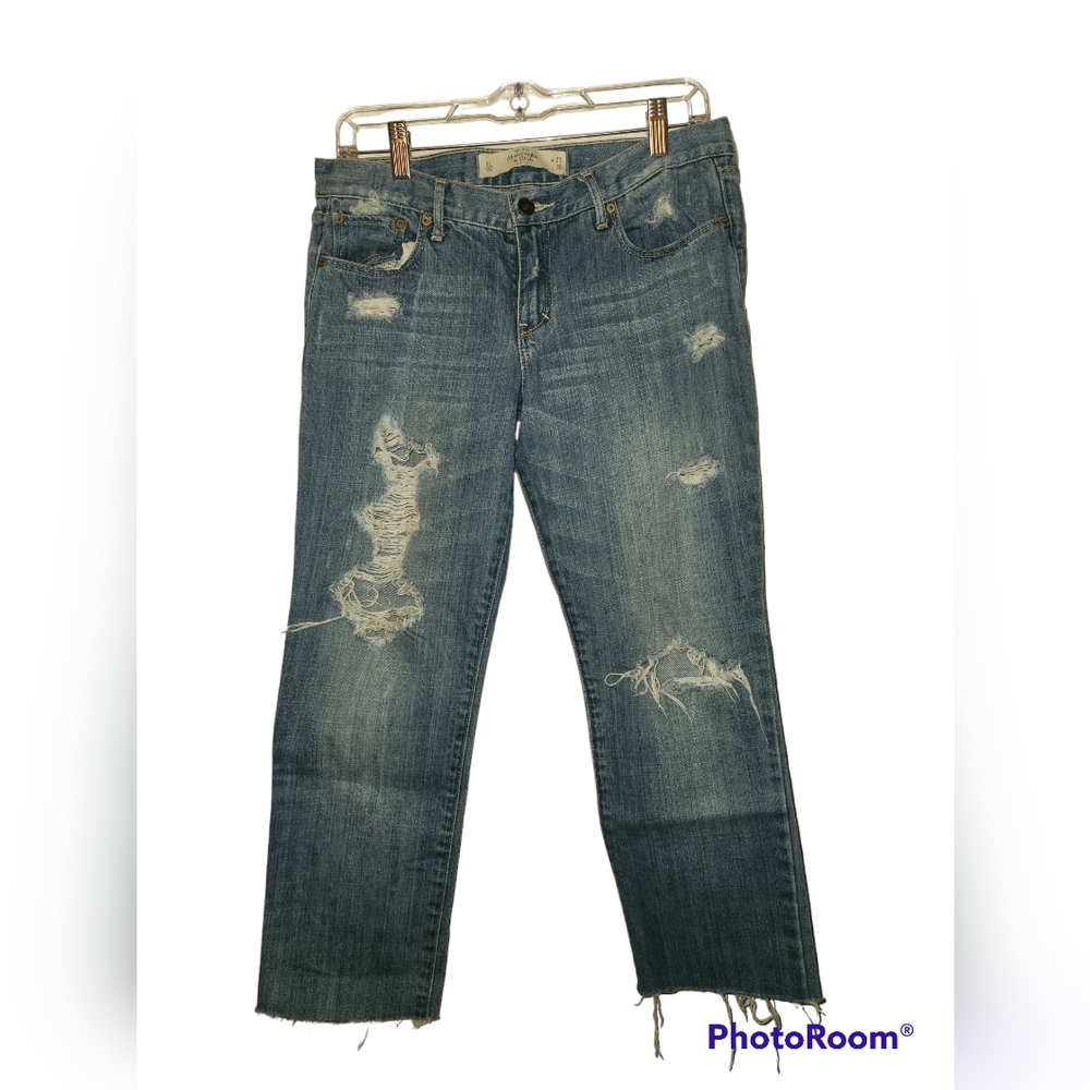 Abercrombie Erin Distressed Jeans Size 6L